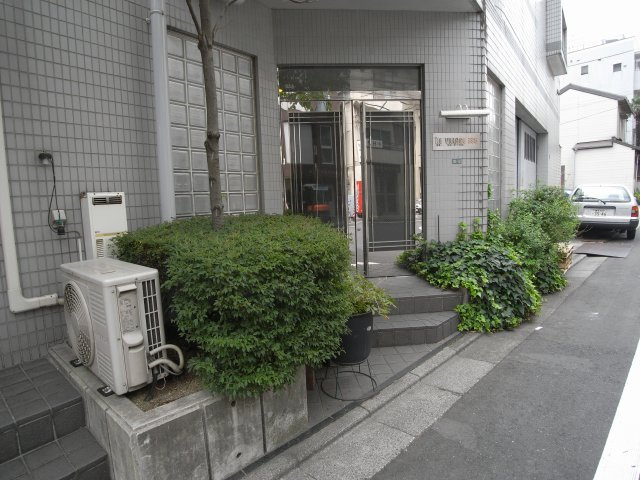 【エントランス】