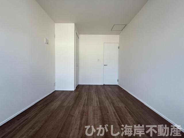 茅ヶ崎市南湖5丁目　新築戸建　全1棟の内装|6.5帖　洋室