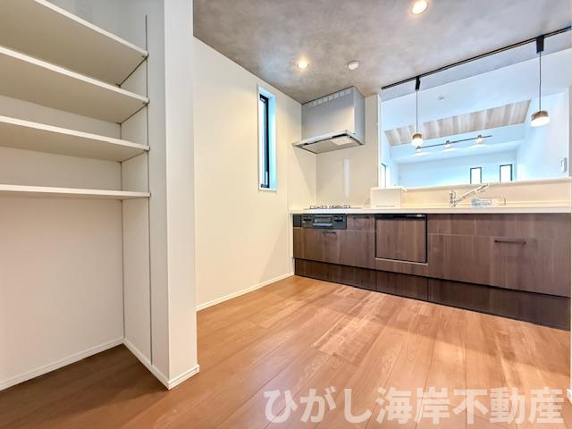 茅ヶ崎市南湖5丁目　新築戸建　全1棟のキッチン|キッチンスペース