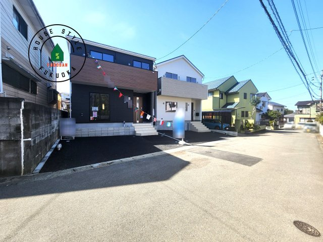 糟屋郡須恵町上須惠第4-2棟（2号棟）の前面道路含む現地写真|見学の時間などお気軽にお問い合わせ下さい。