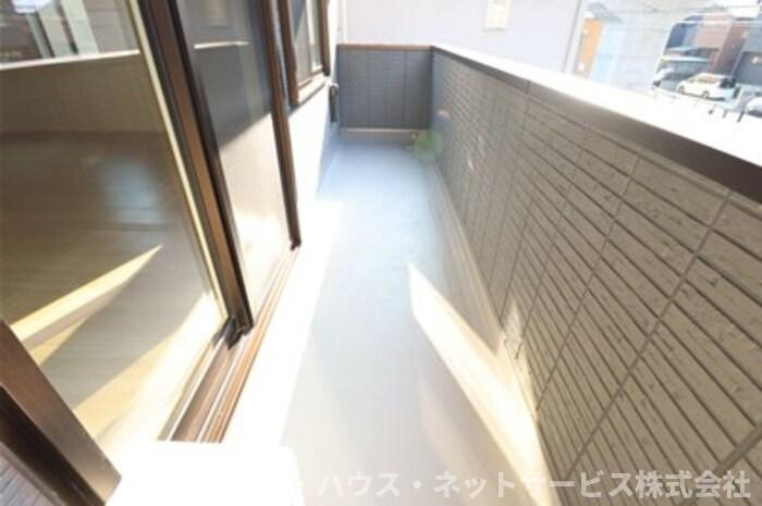 フェリシアのバルコニー