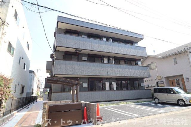 フェリシアの外観