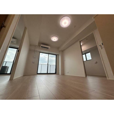 【居間・リビング】 | LiveCasa高円寺 | 10.0帖のきれいなLDK。