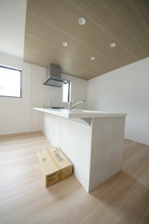 【前面道路含む現地写真】 | 【仲介手数料無料！！】稲城市若葉台１丁目　新築戸建て（全4棟）1号棟　5190万円