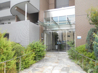 【エントランス】 | メゾンドルミエール | エントランス