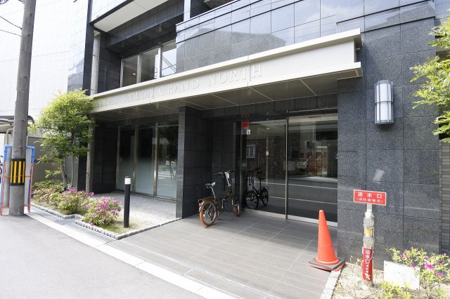 エスリード梅田グランノースのエントランス