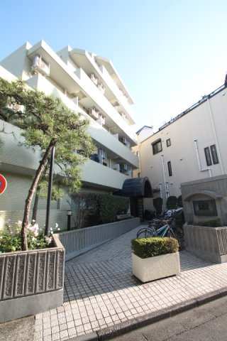 【エントランス】