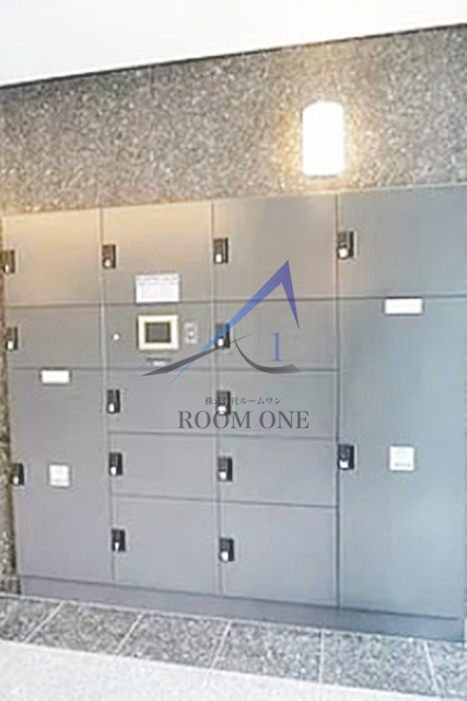 ルーブル横濱江ケ崎町のその他共用部分|宅配ボックスです。