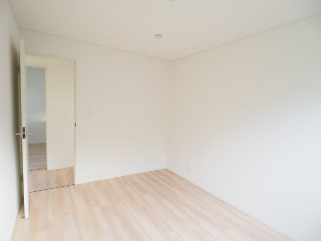 【洋室】 | Cradle garden　桑折町桑島第２　２号棟 | ★内覧予約で新米4kg★