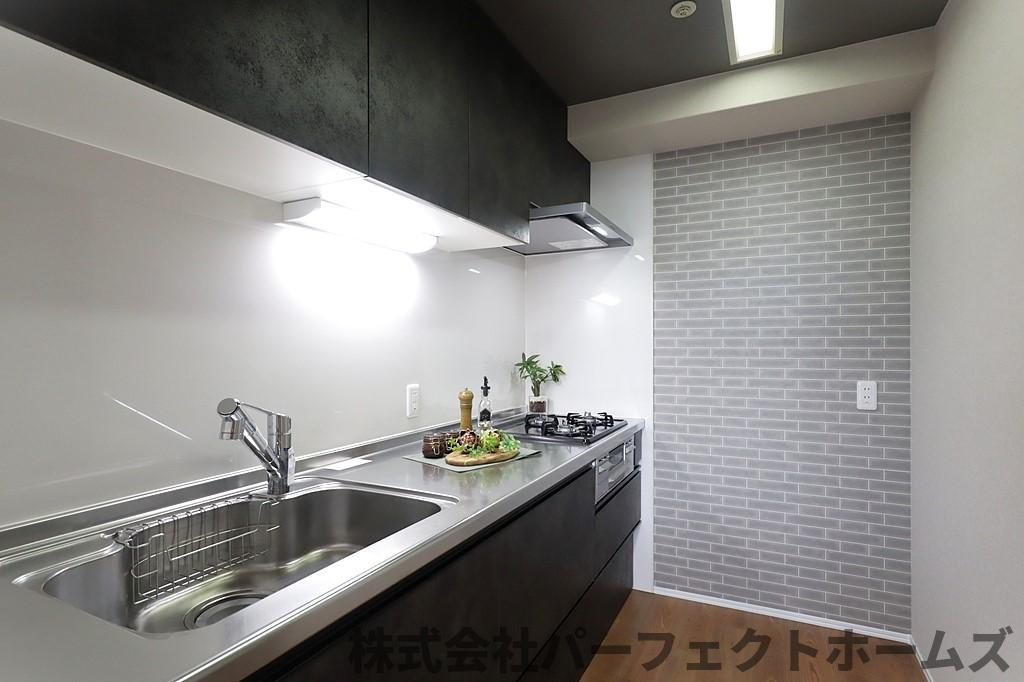 メロディーハイム香里ヶ丘ツインビューアルテアタワーのキッチン|お料理しやすいキッチンです