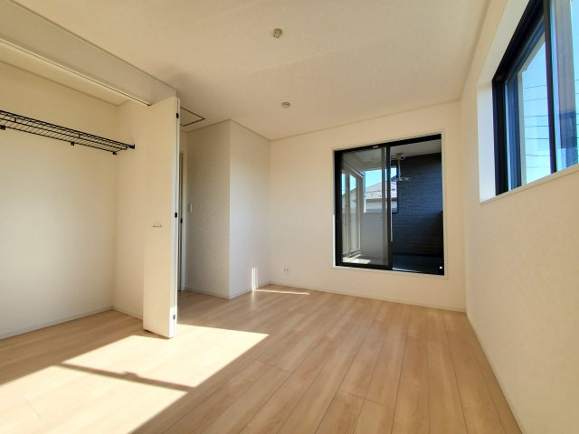 北葛飾郡松伏町　　大字松伏　新築戸建　全1棟の洋室|施工例です