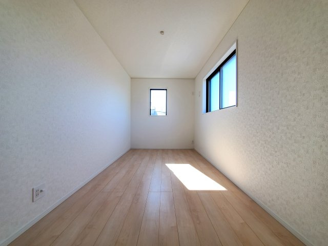 北葛飾郡松伏町　　大字松伏　新築戸建　全1棟の洋室|施工例です