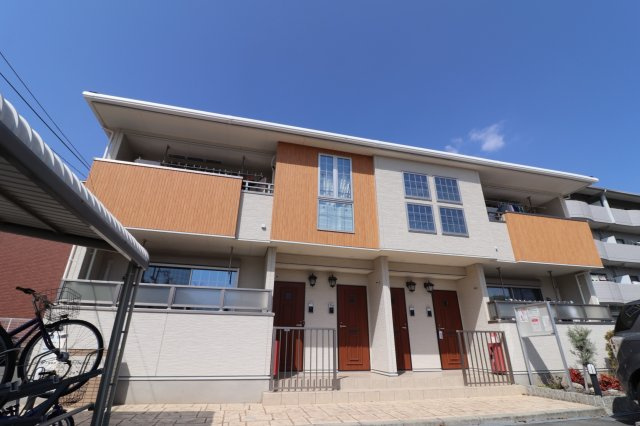 エルベランソラの外観