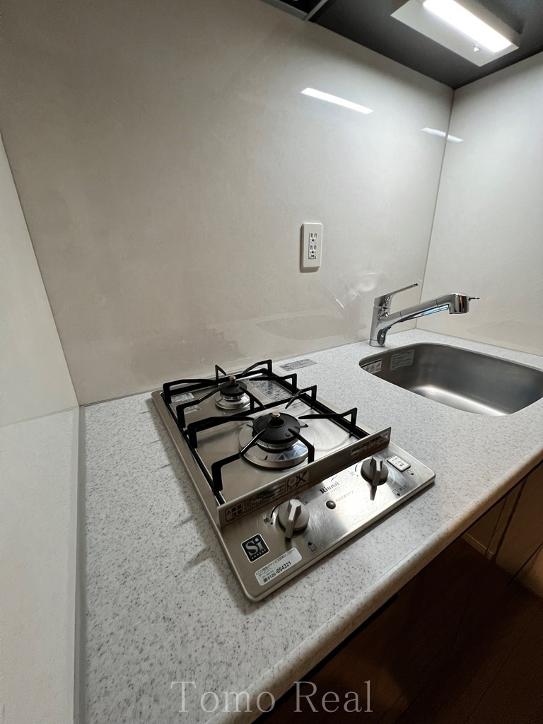 ザ・レジデンス赤坂檜町のキッチン|別住戸の写真です