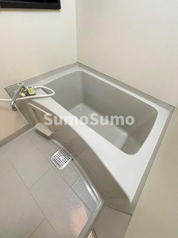 フォルスト平尾の浴室