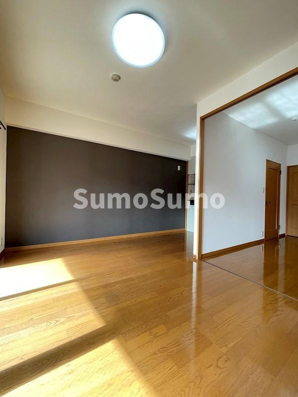 フォルスト平尾の居間・リビング