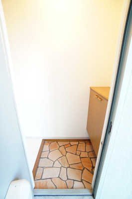 【玄関】 | パークハイムA | ※同物件・反転タイプの写真です。