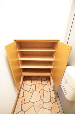 【収納】 | パークハイムA | ※同物件・反転タイプの写真です。