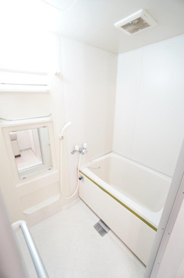 【浴室】 | パークハイムA | ※同物件・反転タイプの写真です。