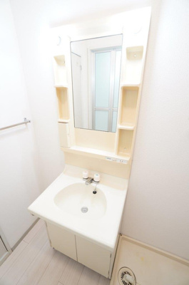 【独立洗面台】 | パークハイムA | ※同物件・反転タイプの写真です。