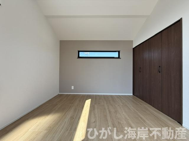 茅ヶ崎市南湖5丁目　新築戸建　全2棟の内装|7帖　洋室