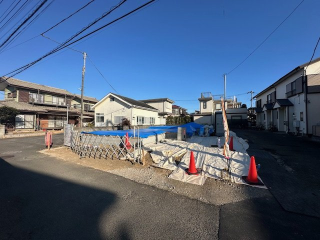 茅ヶ崎市南湖5丁目　新築戸建　全2棟の外観|11月29日撮影　建築中　現地外観