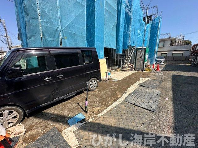 茅ヶ崎市南湖5丁目　新築戸建　全2棟の駐車場|3月28日撮影　建築中　駐車スペース