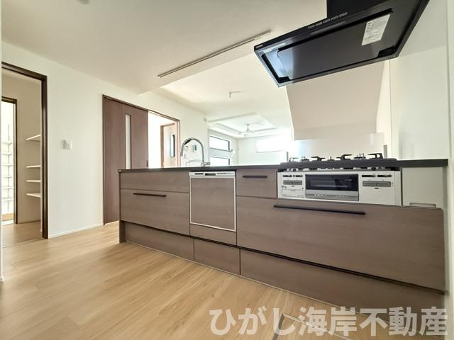 茅ヶ崎市南湖5丁目　新築戸建　全2棟のキッチン|キッチンスペース