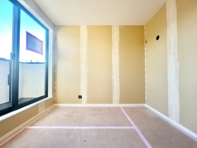 墨田区墨田5丁目　新築戸建　全2棟の洋室|2025.12.04撮影

現地ご見学希望・資料請求などお気軽にお問い合わせ下さい！
03-5990-5201