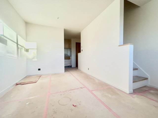 墨田区墨田5丁目　新築戸建　全2棟の居間・リビング|2025.12.04撮影

現地ご見学希望・資料請求などお気軽にお問い合わせ下さい！
03-5990-5201