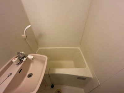 【浴室】 | レオパレススターダスト | お風呂で日々の疲れを落としましょう