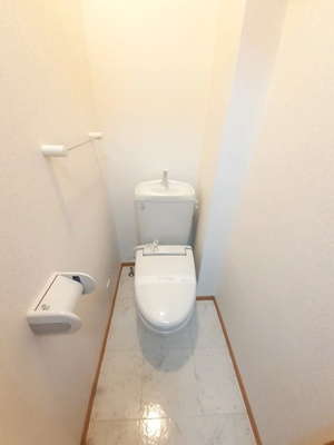 【トイレ】 | グリーンガーデン | 温便座付き