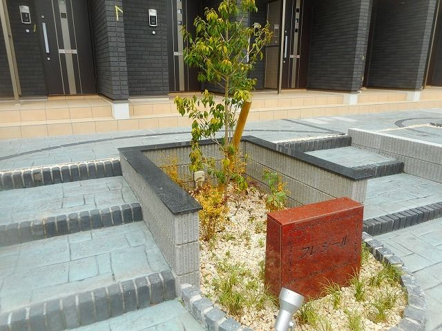 フレシールのエントランス|建物の内部です