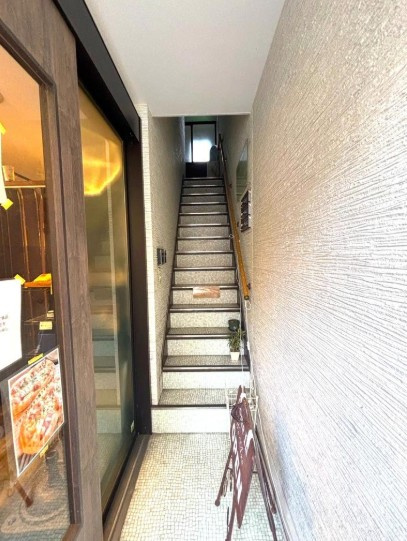 176号沿ロードサイド　店舗・パーキングつき共同住宅のその他共用部分