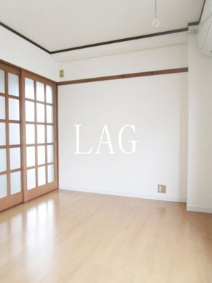 【居間・リビング】 | ベリルハイツ | 洋室のお部屋です。