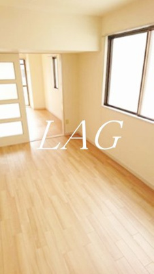 【居間・リビング】 | ルミナス | 洋室のお部屋です。