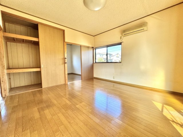 宇城市松橋町曲野の中古一戸建の洋室|洋室8帖