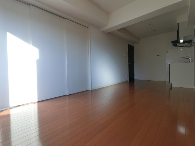 セザン新町の居間・リビング