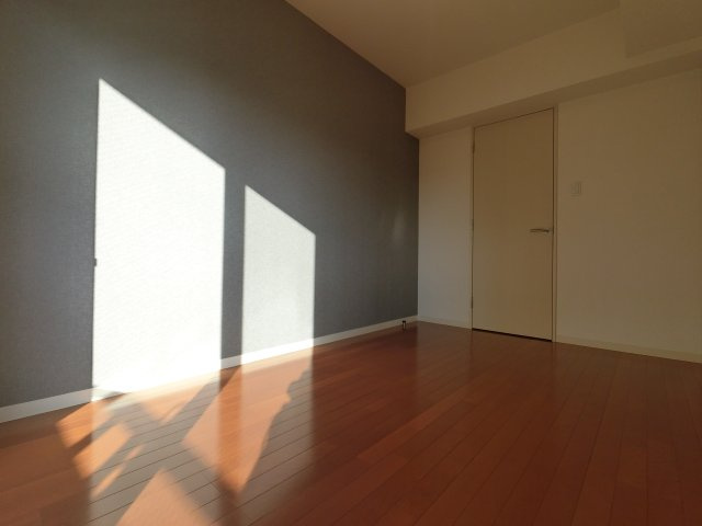 セザン新町の洋室