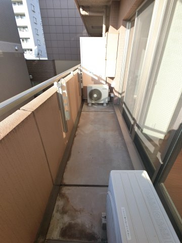 セザン新町のバルコニー