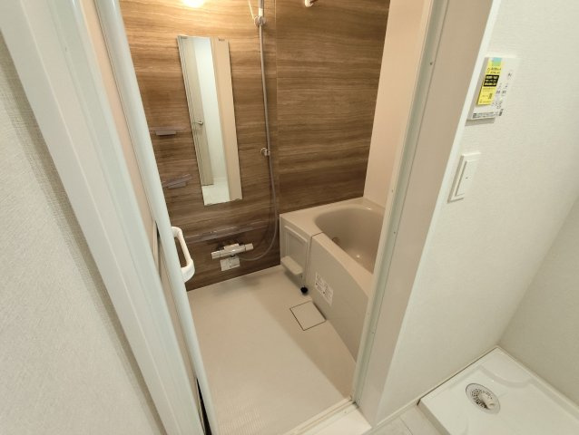 リーヴェル新小岩プレミオの浴室