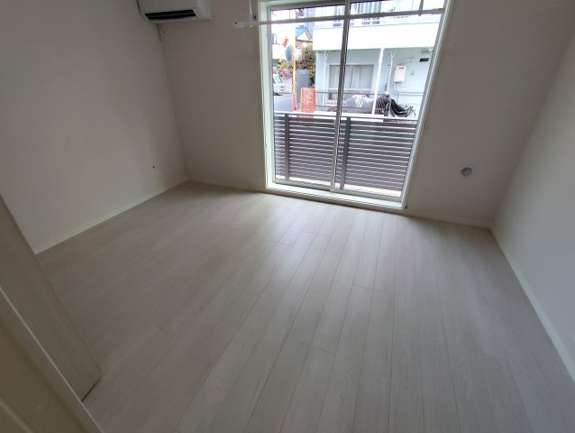 リーヴェル新小岩プレミオの居間・リビング