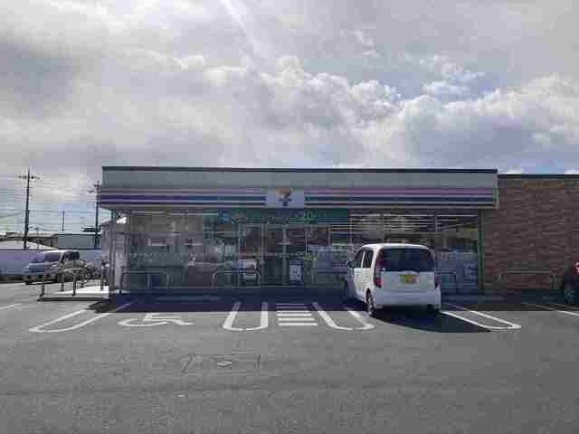 セブンイレブン大幡中学校前店まで600m