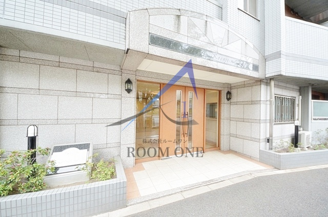 アヴィニティー高円寺南のエントランス|エントランスです。