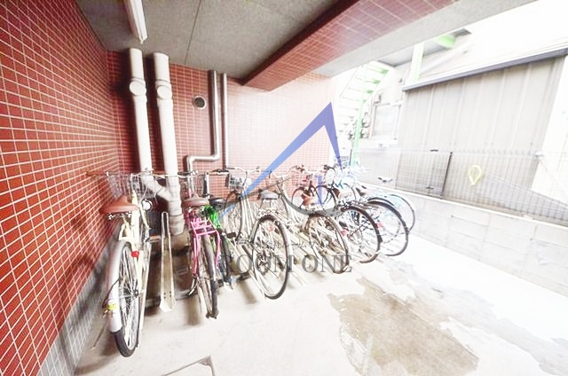 アヴィニティー高円寺南のその他共用部分|駐輪場です。