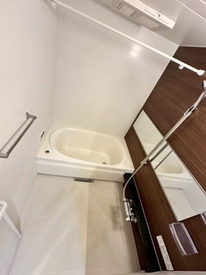 【浴室】 | Grandbriller