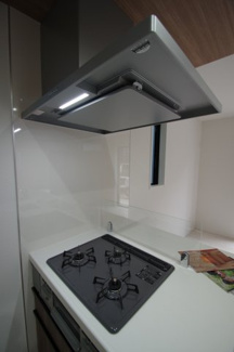 【キッチン】 | 【仲介手数料無料！！】稲城市若葉台１丁目　新築戸建て（全4棟）4号棟　5349万円