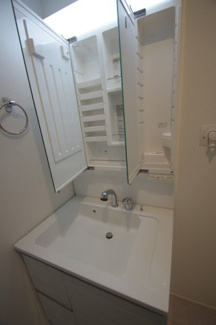 【独立洗面台】 | 【仲介手数料無料！！】稲城市若葉台１丁目　新築戸建て（全4棟）4号棟　5349万円