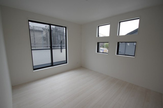 【洋室】 | 【仲介手数料無料！！】稲城市若葉台１丁目　新築戸建て（全4棟）4号棟　5349万円