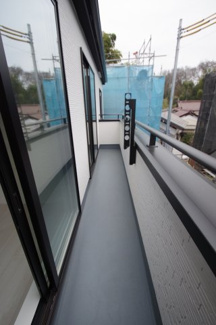 【バルコニー】 | 【仲介手数料無料！！】稲城市若葉台１丁目　新築戸建て（全4棟）4号棟　5349万円